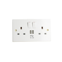 قابس مزدوج USB Wall Socket في المملكة المتحدة