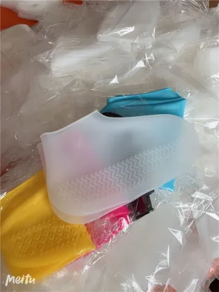Waterproof Silicone Shoe Cover for Rain Protection