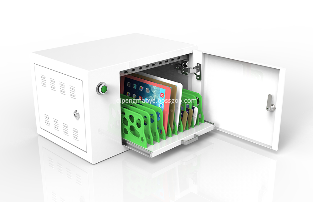 Power bank charging cart in store