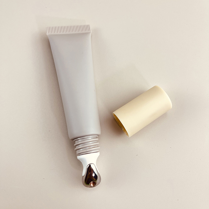 empty lip gloss tubes