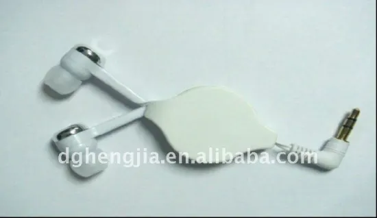 Retractable in-ear earphone