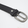 Lelaki Knurling Hitam Pin Buckle pinggang Kulit Belt