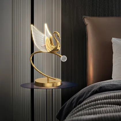 Modern Golden Metal Acrylic Bedside Table Lamp for Hotels