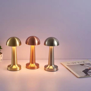 China Gold Chrome 1200 mah rechargeable Table lamp Supplier