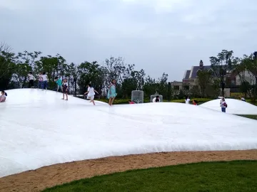 inflatable amusement games jumping clouds