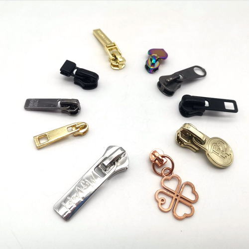 China 5Nylon Coil Key Lock Slider Locking Zipper Pull Supplier