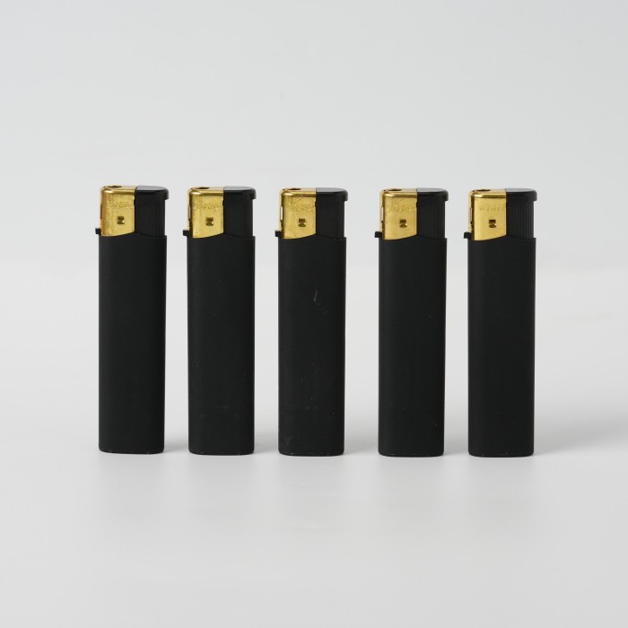 Isqueiro dourado preto fosco