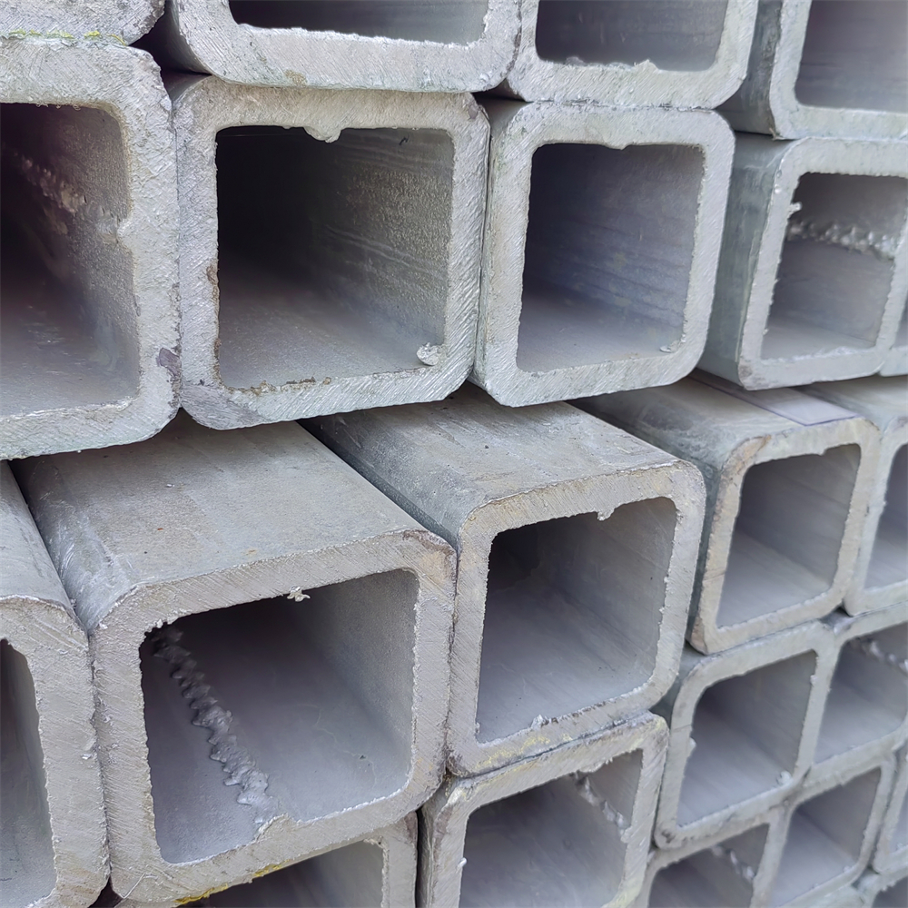 8mm Galvanized Square Pipe Has Good Wear Resistance