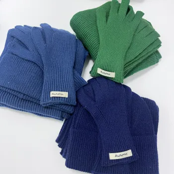 Fall Winter 2024 Solid Color Hats Scarves Gloves Set