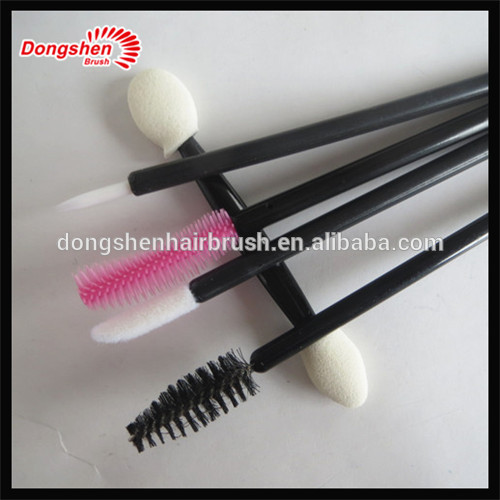 disposable lip brush ,plastic mascara brush, disposable swab for cosmetics makeup sponge stick
