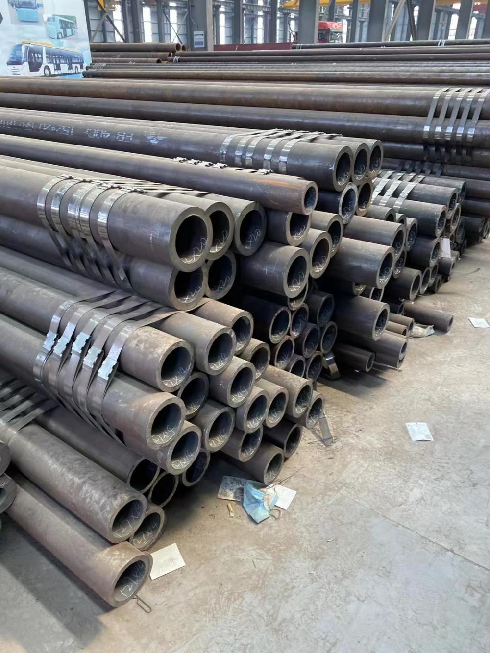 ASTM A53 Round Black Seamless Carbon Steel Pipe