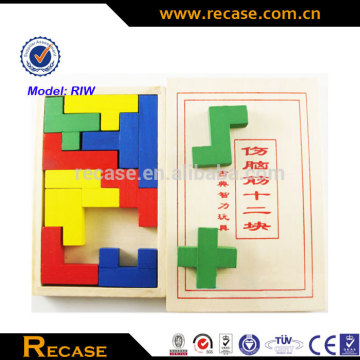 Hot selling 12-piece wooden puzzle/ wooden toy cube puzzle