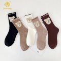 만화 테디 베어 미드 튜브 양말, 3 차원 깃털 거즈, 커피 컬러 트렌디 한 양말