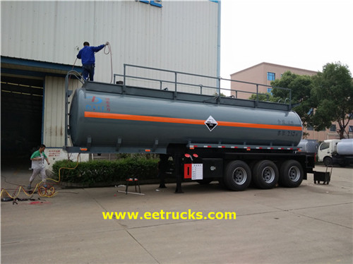 Tri-axle 7000 gallon sulfuri acid trailer