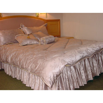 7-Piece Bedding Set