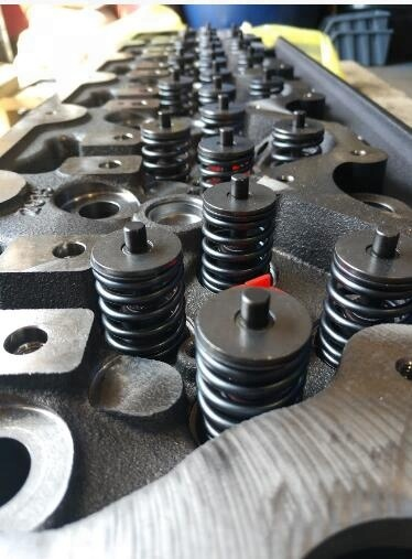 Cylinder Head 1 Jpg