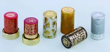 32 oz plastic bottles with caps