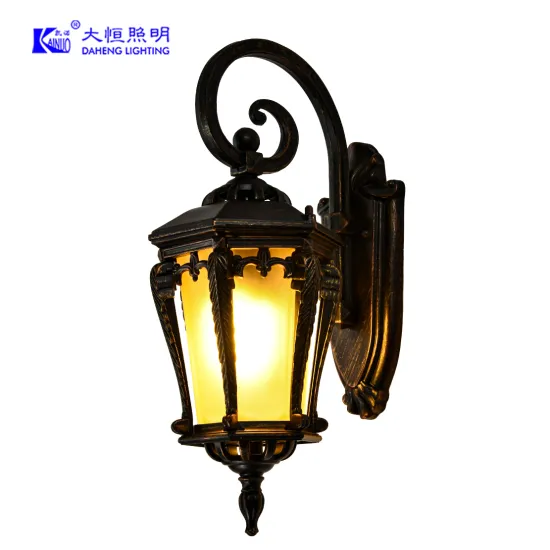 Vintage-Style Retro LED-Powered Outdoor Lantern Wall Lamp for Gardens and Villas