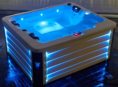 Deluxe 3 person non-chlorine indoor whirlpool spa bathtub