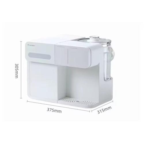 Baby water dispenser with fan cooling