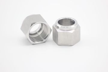 Hardware fitting nut connector