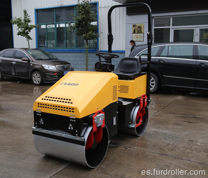 Rodillo compactador vibratorio profesional mini compactador en existencia FYL-890