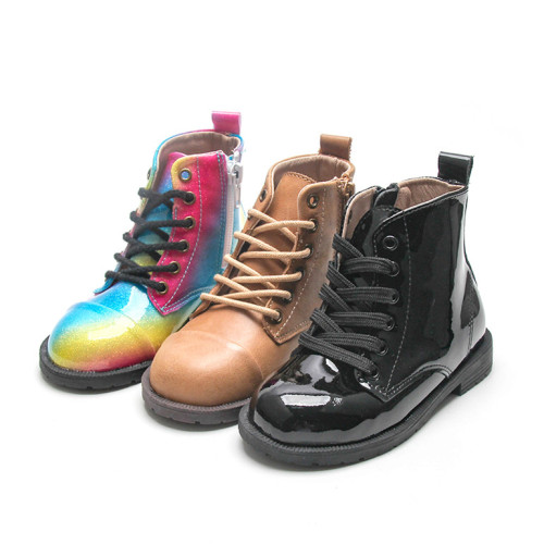 Botas de patente para niños de cuero arcoirbow