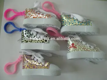 ingenious flange shoes keychain