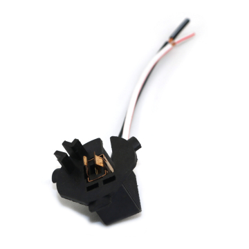 Hot Models Engine Car Suitable Auto Connector Assembly Machine for Mercedes Headlight Factory Wiring Harness" 

However, to make it more concise and SEO-friendly, you might consider:

"Wiring Harness Assembly Machine for Mercedes Headlights