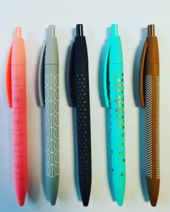 plastic click ballpoint pen