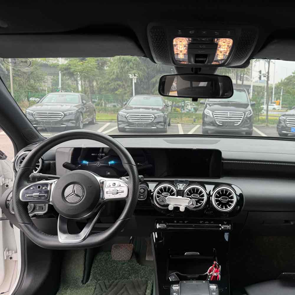 Mercedes-Benz-A-2022-main1