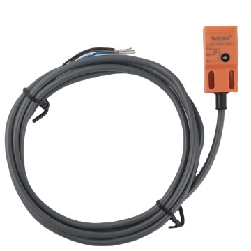 Hot Sale Long Distance Inductive Proximity Sensor with 5mm Switch (LJE18S-5N1)