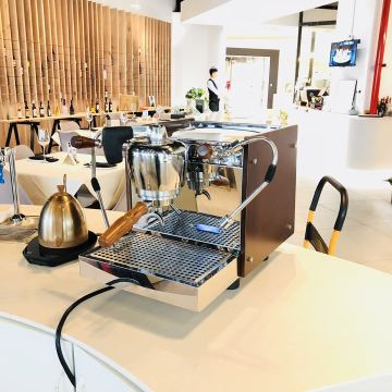 E61 Çift Kazanlı PID Espresso Makinesi
