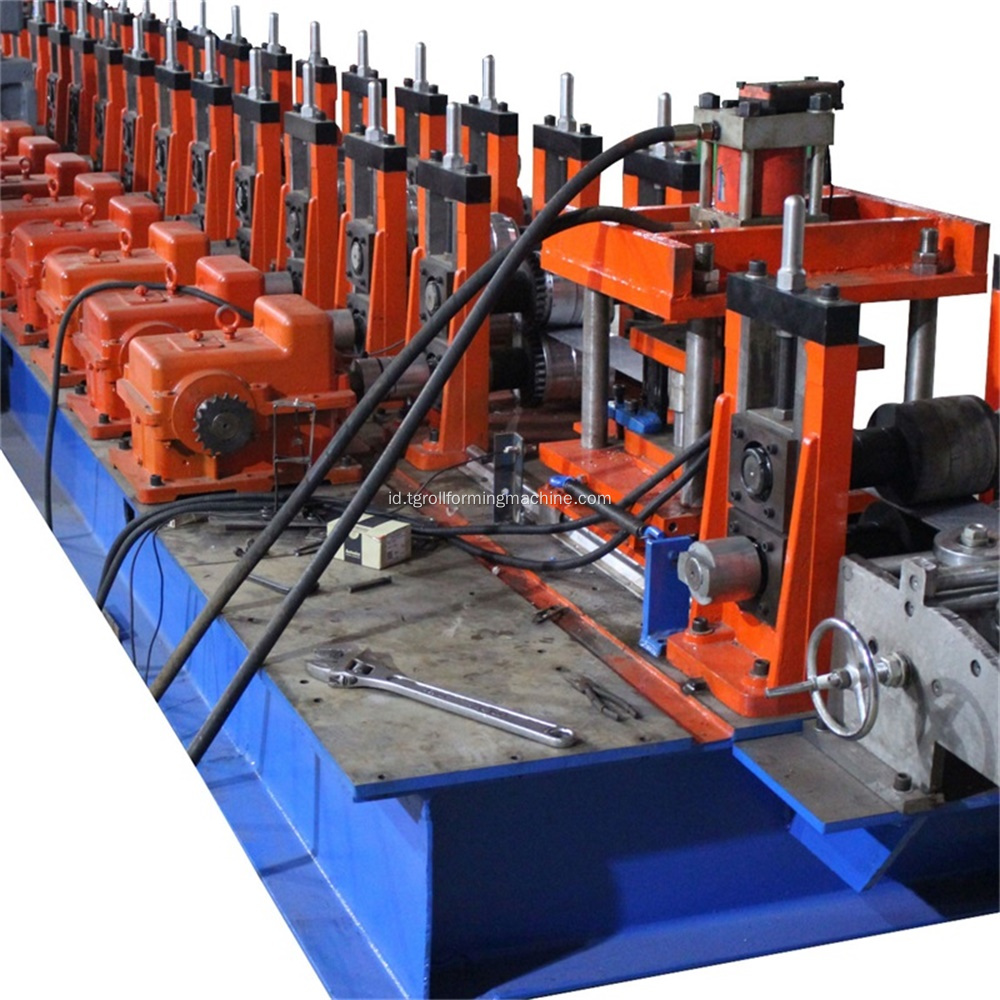 Elevator Closed Guide Rail Roll Forming Machine