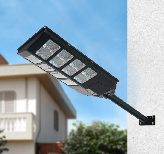 The reason why lithium battery solar street lights are more cost-effective than traditional street lights