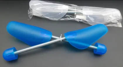 Promotional boot tree, plastic shoe tree for boots, boot shapers