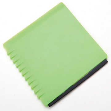 Professional Heavy-Duty Ice Scraper for Efficient Car Windshield De-Icing