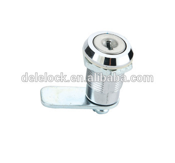Self locking door lock
