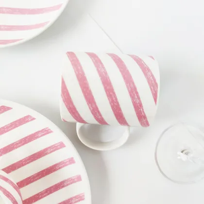 New arrival Pink color lovely tea cup sets ceramic cup and saucer jingdezhen porcelain tea set