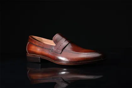 New Style Leather Men′ S Leather Shoes