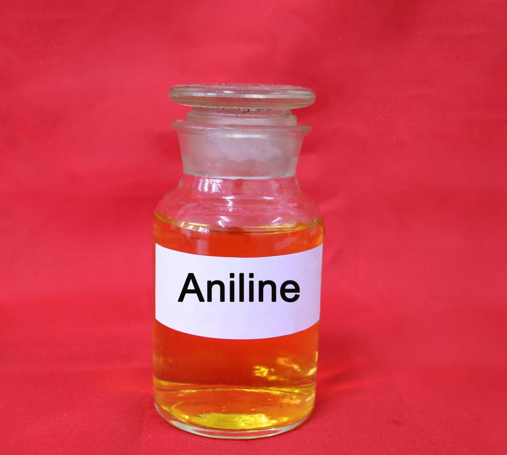 Colorless Clear Liquid Aniline Used as Synthetic Materials