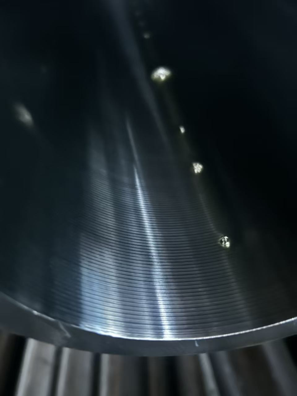 औद्योगिक उपयोग के लिए उच्च गुणवत्ता वाला रोल्ड पाइप