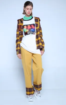 STRAIGHT LEG TROUSERS WITH TURN-UP HEMS