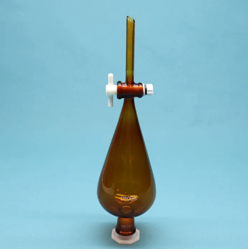Amber Glass Separate Funnel with stopcock