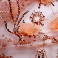 Tulle dentelle broderie florale orange