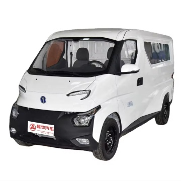 UFO Q2V Electric Minivan avec porte coulissante latérale, gamme de 290 km et moteur arrière unique