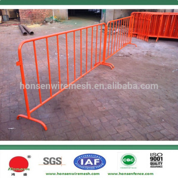 2015 the hottest selling powder painting orange color crowd control barrier fencing