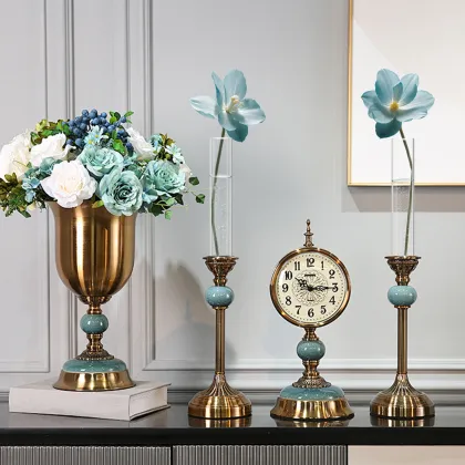 Effortless Ikebana: Kenzan Positioning for Single Blooms