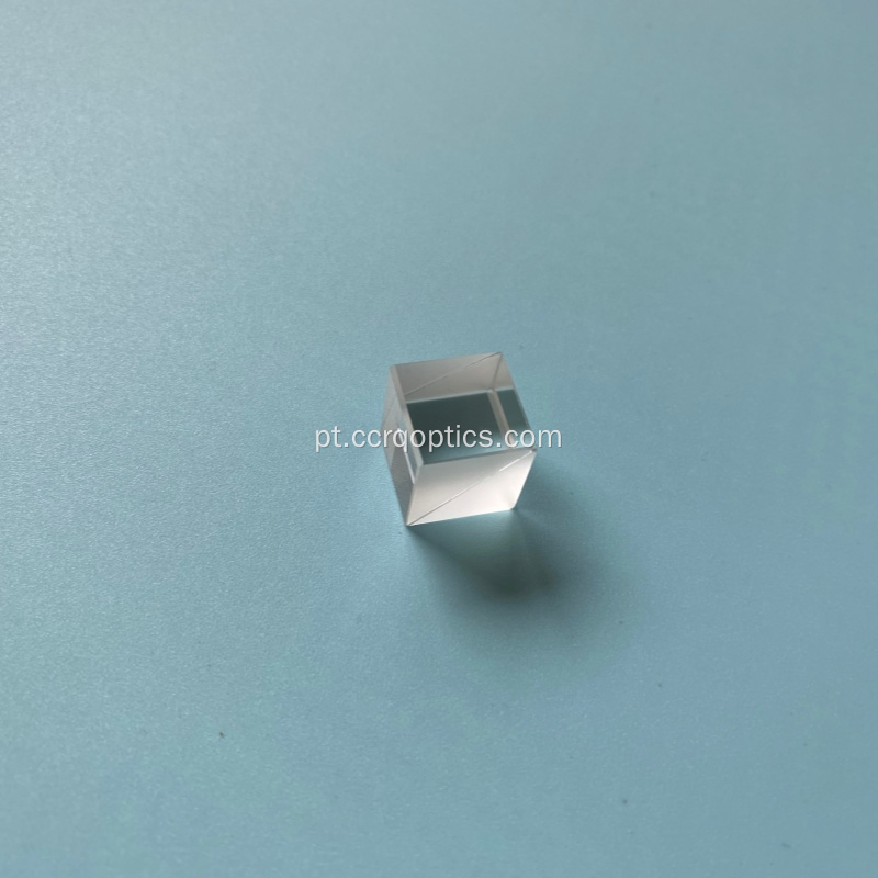 Prisma de cubo divisor de feixe de polarização PBS