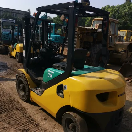 Used Komatsu 2.5 Ton Hydraulic Forklift